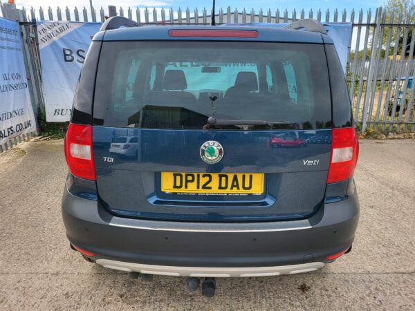 SKODA YETI 2.0 TDI CR SE 5dr 2012 (12) - Image 28