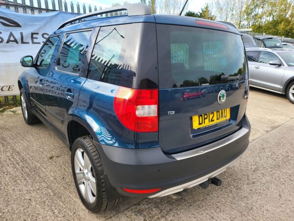 SKODA YETI 2.0 TDI CR SE 5dr 2012 (12) - Image 26