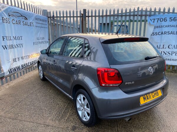 VOLKSWAGEN POLO 1.4 SE 5dr 2011 (11) - Image 13