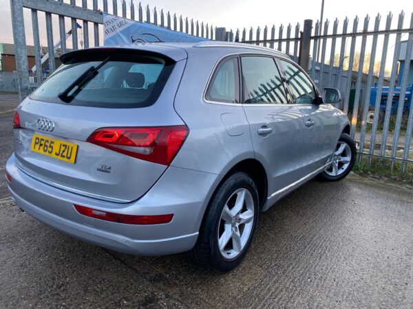 AUDI Q5 2.0 TDI [190] Quattro SE 5dr S Tronic 2015 (65) - Image 4