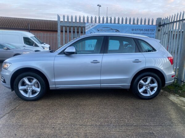 AUDI Q5 2.0 TDI [190] Quattro SE 5dr S Tronic 2015 (65) - Image 6