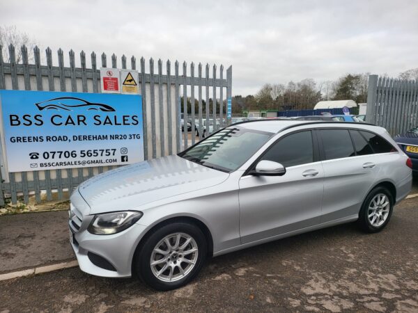 MERCEDES-BENZ C CLASS C220d SE 5dr 9G-Tronic 2017 (67) - Image 30