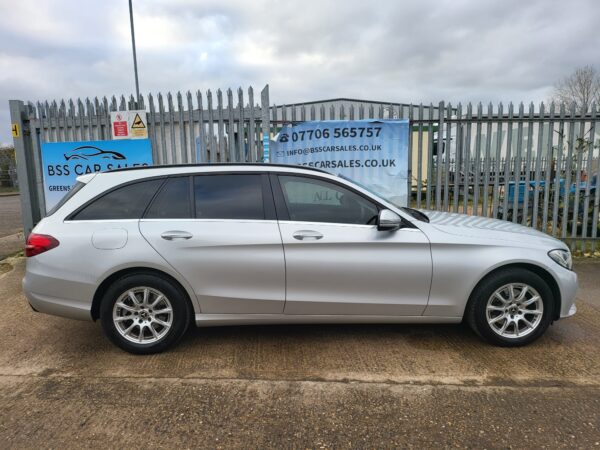 MERCEDES-BENZ C CLASS C220d SE 5dr 9G-Tronic 2017 (67) - Image 23