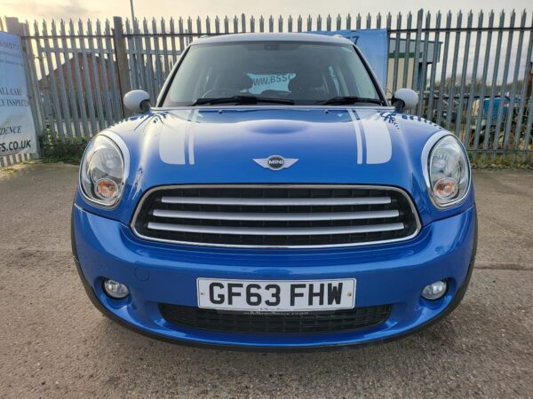 MINI COUNTRYMAN 2.0 Cooper D ALL4 5dr Auto 2013 (63) - Image 8