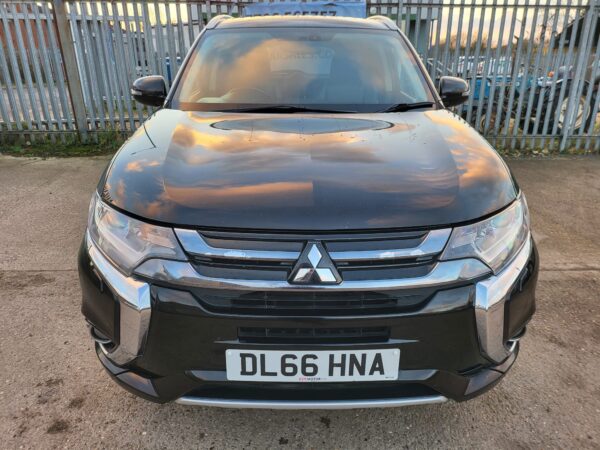 MITSUBISHI OUTLANDER 2.0 PHEV 4Work GX3h+ Auto - Image 8