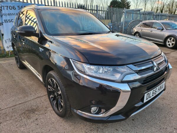 MITSUBISHI OUTLANDER 2.0 PHEV 4Work GX3h+ Auto - Image 20