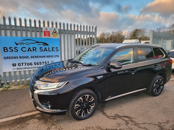 MITSUBISHI OUTLANDER 2.0 PHEV 4Work GX3h+ Auto - Image 21