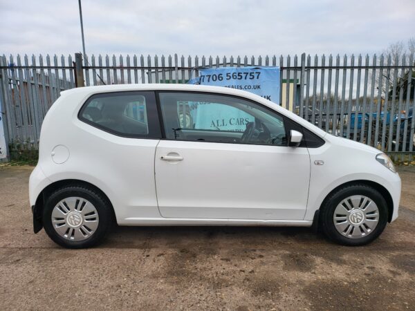 VOLKSWAGEN UP 1.0 BlueMotion Tech Move Up 3dr 2012 (12) - Image 20