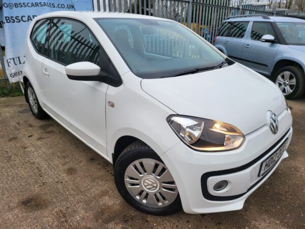 VOLKSWAGEN UP 1.0 BlueMotion Tech Move Up 3dr 2012 (12) - Image 18