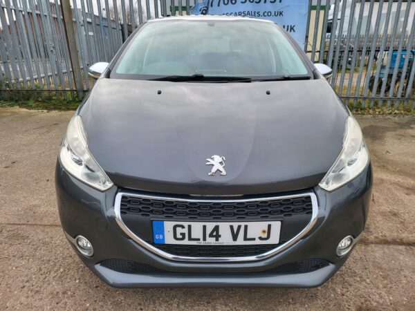 PEUGEOT 208 1.2 VTi Style 5dr 2014 (14) - Image 28