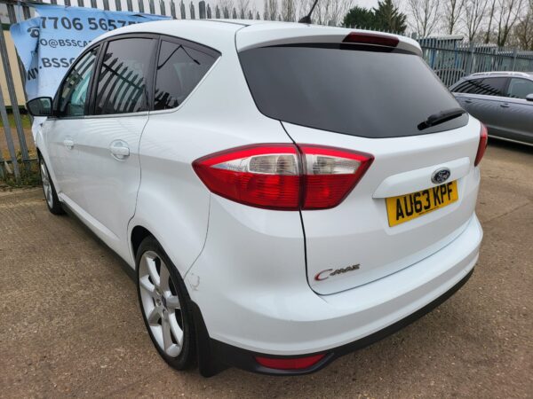 FORD C-MAX 2.0 TDCi Titanium 5dr 2013 (63) - Image 26