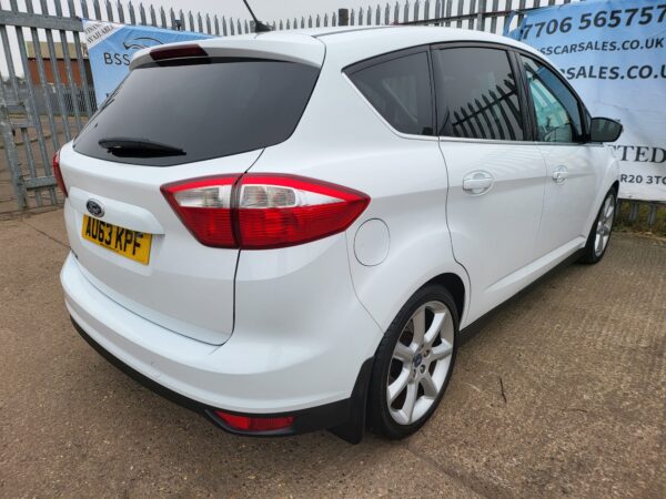 FORD C-MAX 2.0 TDCi Titanium 5dr 2013 (63) - Image 6