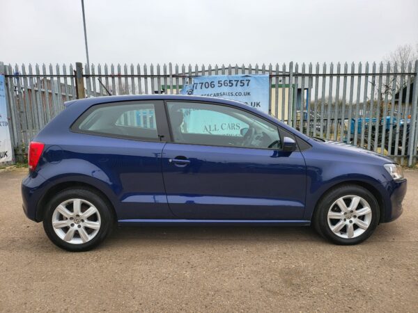 VOLKSWAGEN POLO 1.2 70 SE 3dr 2010 (60) - Image 4