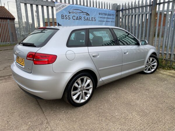 AUDI A3 2.0 TDI Sport 5dr 2012 (12) - Image 14