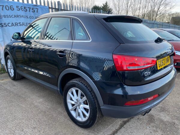 AUDI Q3 2.0 TDI Quattro SE 5dr 2013 (63) - Image 7