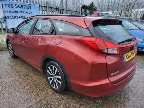 HONDA CIVIC 1.6 i-DTEC SE Plus 5dr 2014 (14) - Image 26