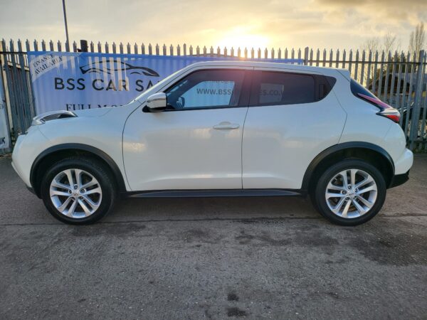 NISSAN JUKE 1.5 dCi Acenta Premium 5dr 2014 (64) - Image 5