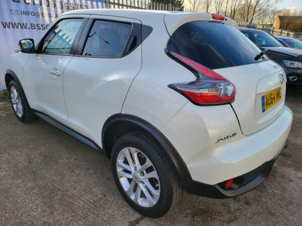 NISSAN JUKE 1.5 dCi Acenta Premium 5dr 2014 (64) - Image 28