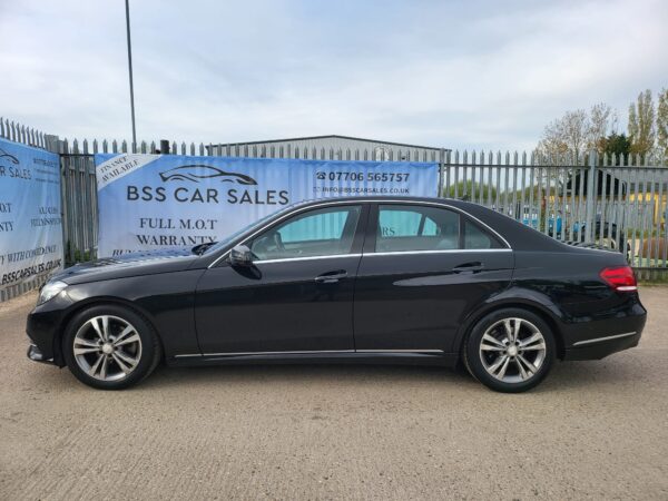 MERCEDES-BENZ E CLASS E220 CDI SE 4dr 7G-Tronic 2014 (14) - Image 5